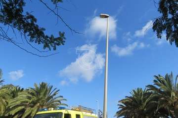 Un camión vuelca en el acceso a Telde desde la GC-1/TA.